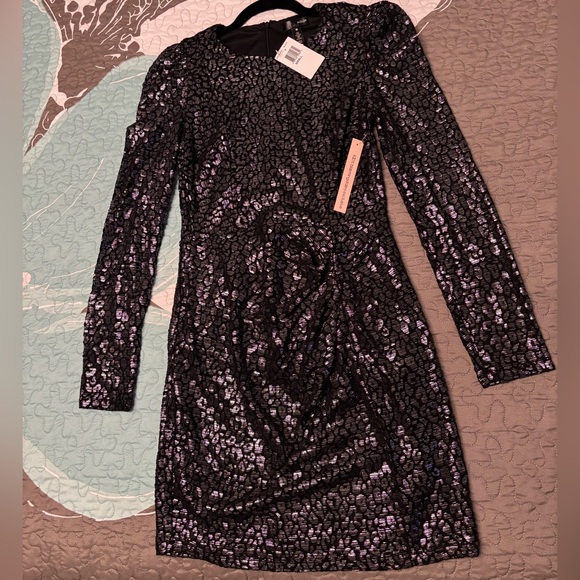 Aqua mini evening dress. Size smaller small. Color black/silver. - Picture 2 of 9